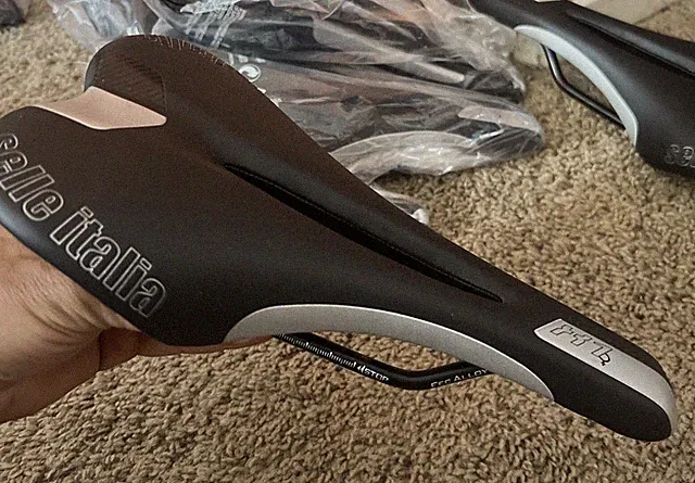 Selle Italia X1 Flow Premium Bike Saddle Seat Lightweight Alloy Comfortable READ